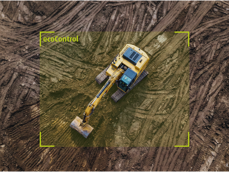 Excavator tracked by ecoControl from geoCapture
